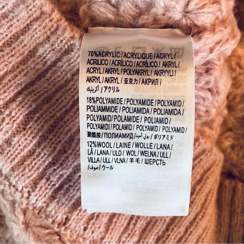 SOLD FARM Rio Pink Flower Texture Knit Cardigan Sweater Button Ruffle Size L - Picture 14 of 16